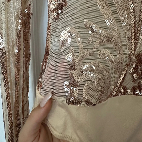 HONEY ROSE-GOLD SEQUIN BODYSUIT - Picture 5 of 7
